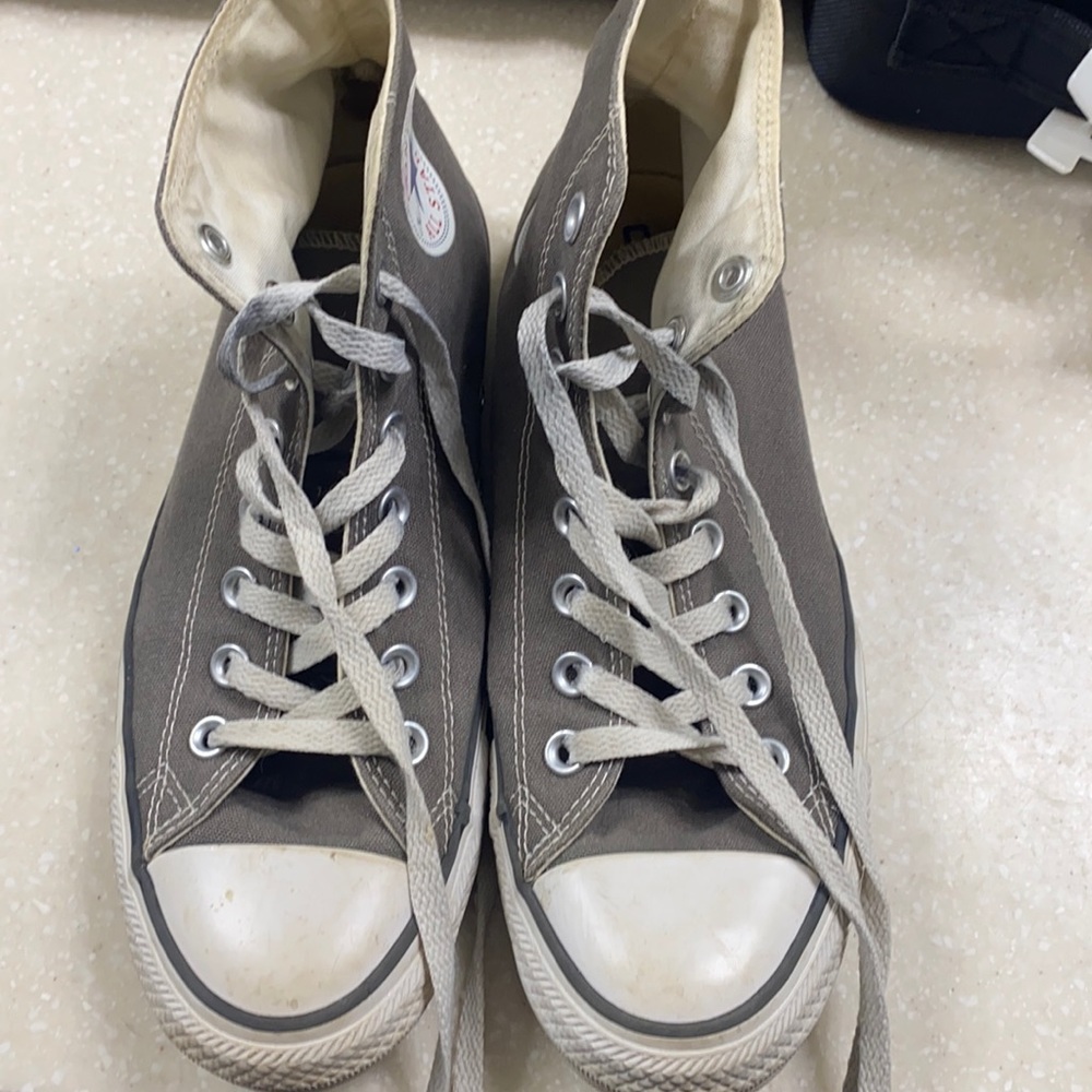 Gray high top converse